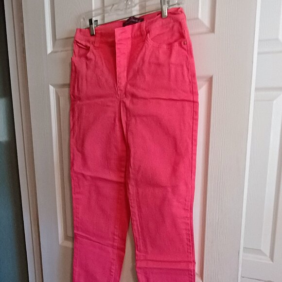 Gloria Vanderbilt Amanda Sz 10, Pink, Hi Rise Pants, NWOT, 5 Pockets, Denim - Picture 1 of 5